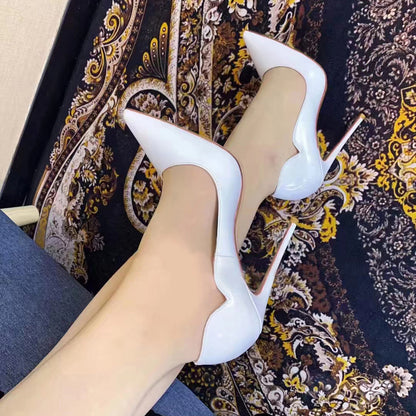 Sexy heels with irregular edges